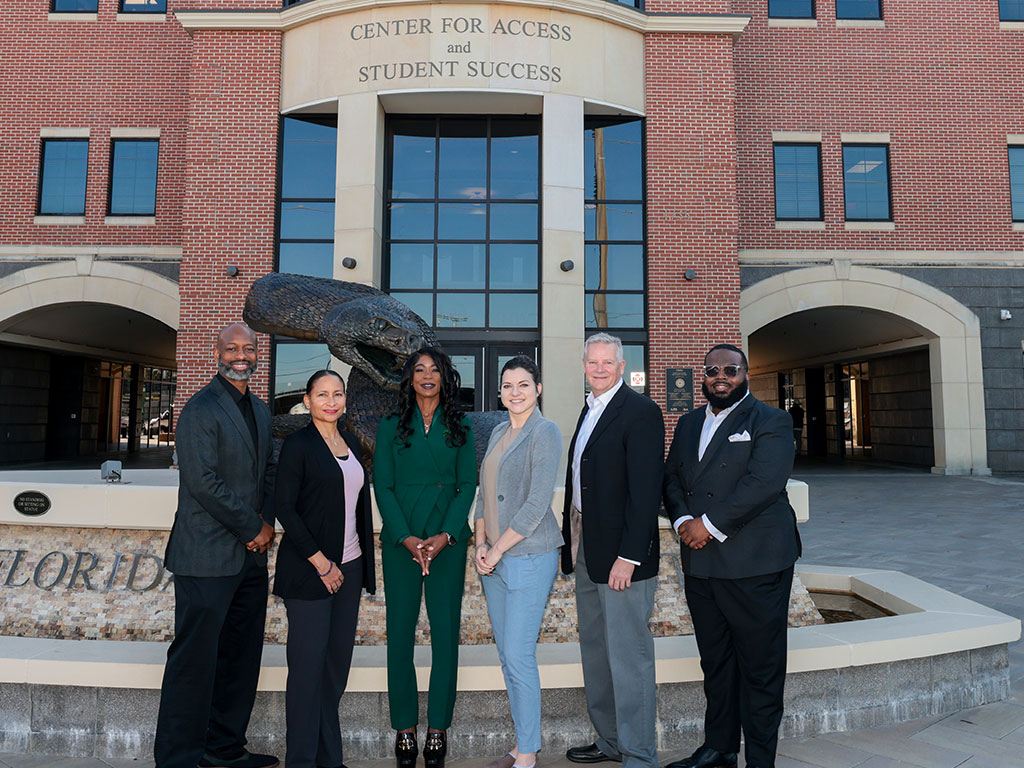 FAMU admins pose for a picture