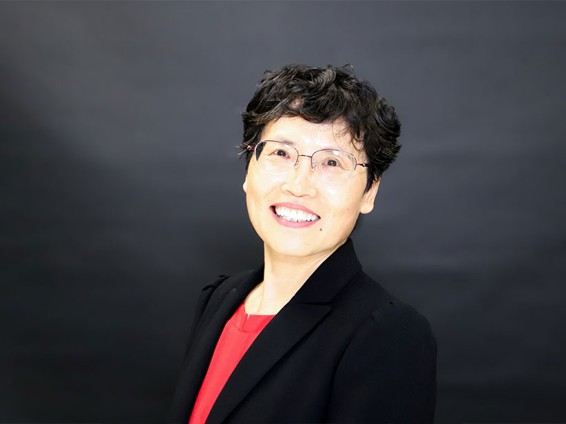 Headshot of Dr. Li