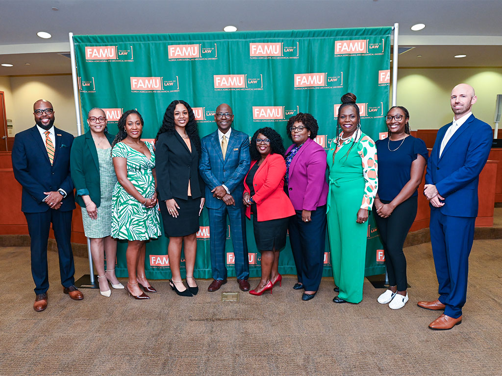 College of Law administration, faculty and staff.