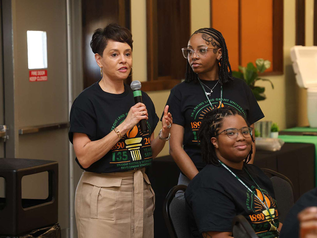 Dr. Jewel Bronaugh, Ph.D President and CEO of The 1890 Universities Foundation (left) 