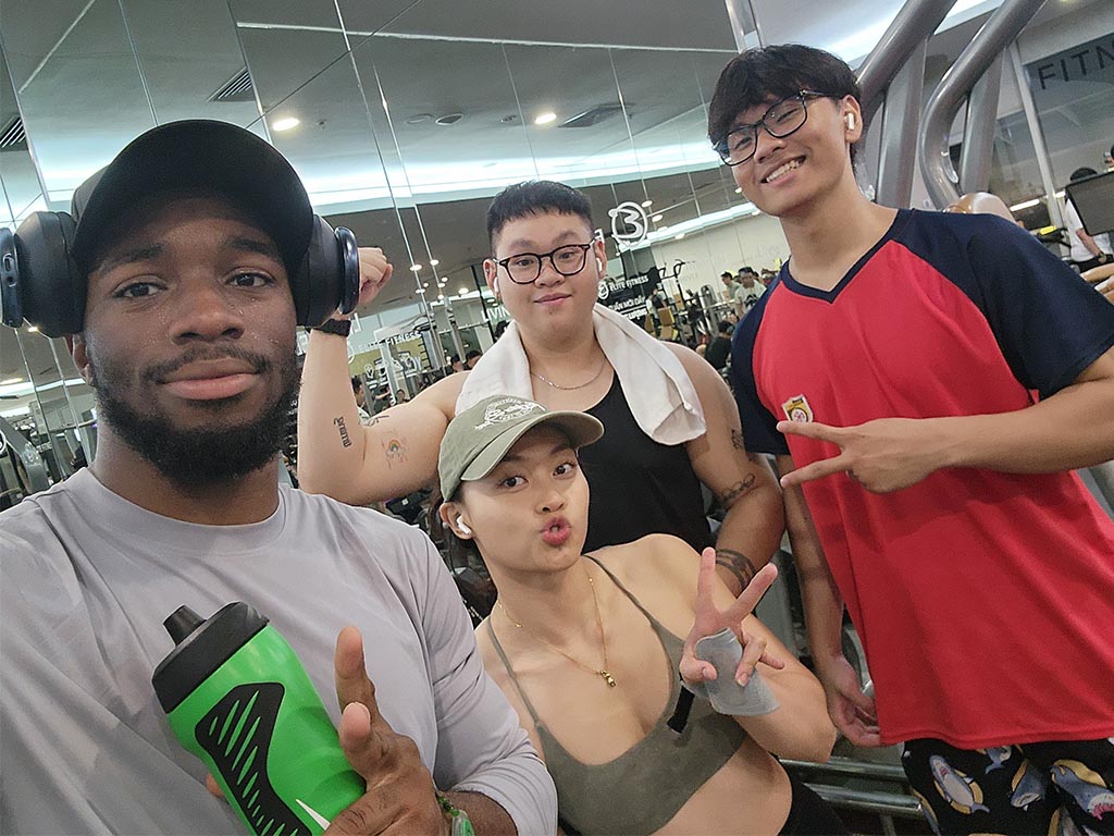 Ashley Saddler and his friends at Elite Fitness