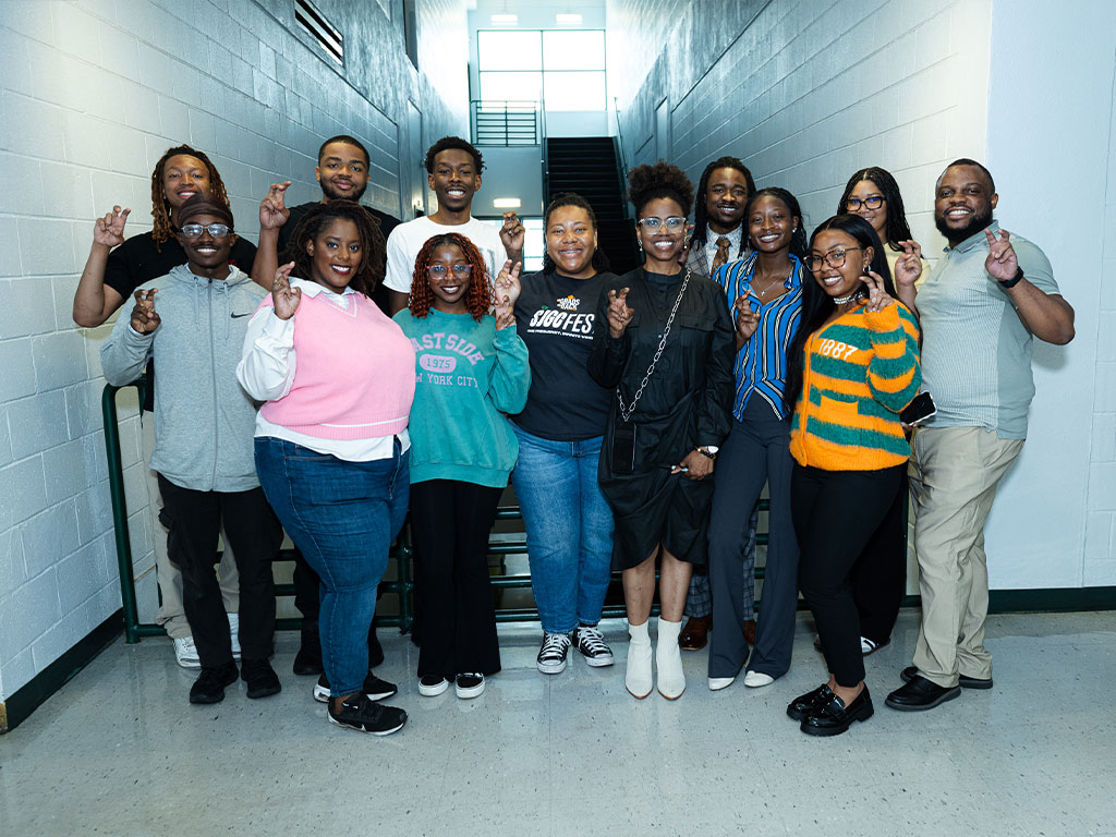 Jacque Reid poses with SJGC students who were selected for her masterclass at FAMU.