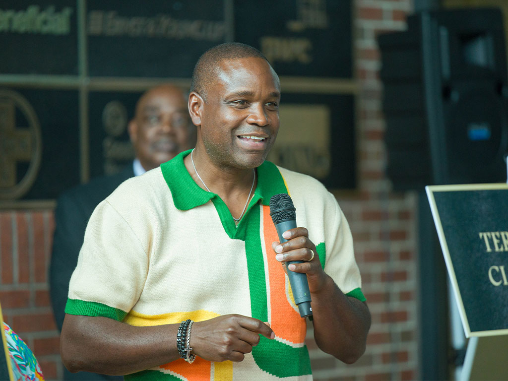 Alumnus Keon Hardemon discusses the joys during the SBI Big Board Celebration at Florida A&M University on Nov. 1, 2024. Photo by AJ Shorter for FAMU.