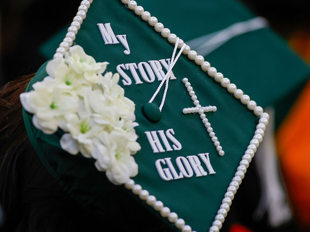 Decorative graduation cap