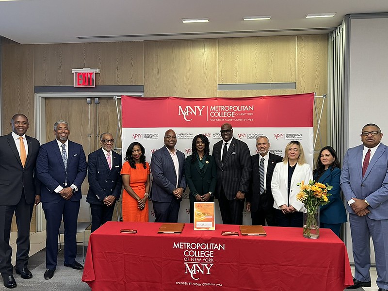 FAMU and MCNY sign memorandum of understanding.